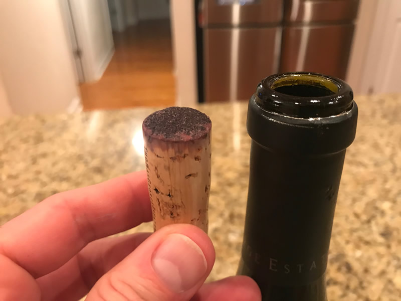 The Thomas George Estates Pinot Noir 2012 cork