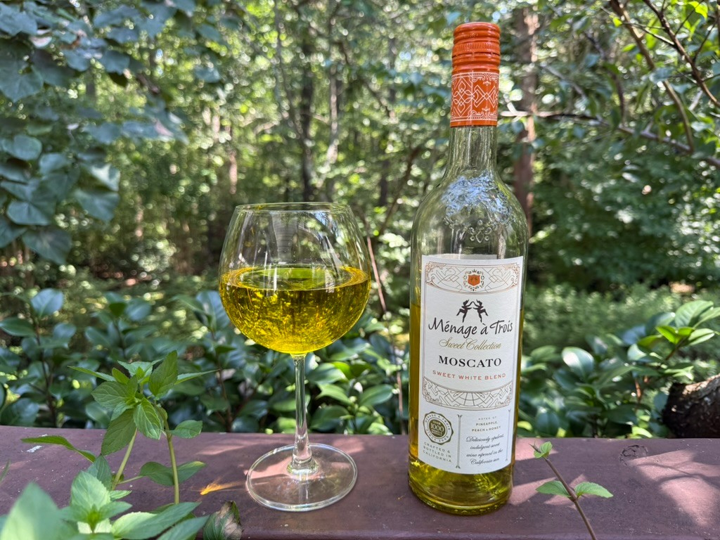menage a trois sweet moscato